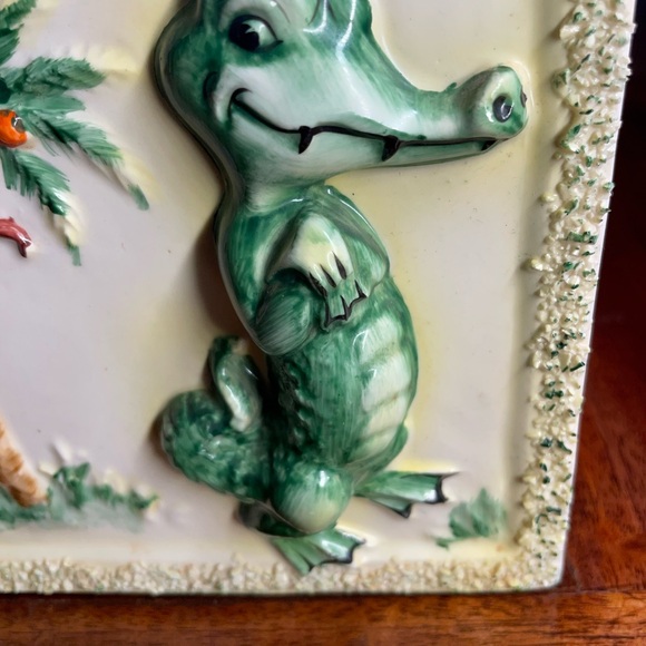 Charming Green Crocodile/Monkey Planter signed and sticker Relpo - Picture 1 of 9